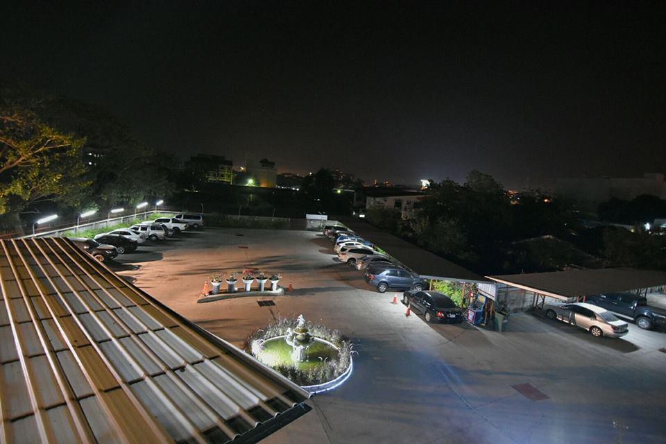Hotel Chuan Chom The High Resort Saraburi - Sha Plus Exterior photo